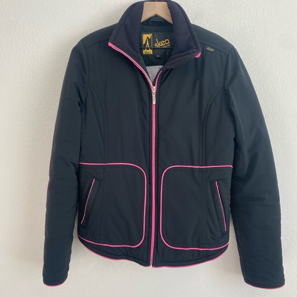 Skea Paris Vail Black Ski Coat - Picture 3 of 10